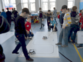 Курс робототехники для детей Мобильные роботы EV3 / 9+ Курс робототехники для детей Мобильные роботы EV3 / 9+