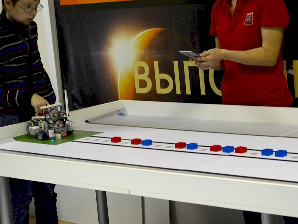 Олимпиада ЦПМ по робототехнике в Робоцентре Полигон. Младшая категория 1